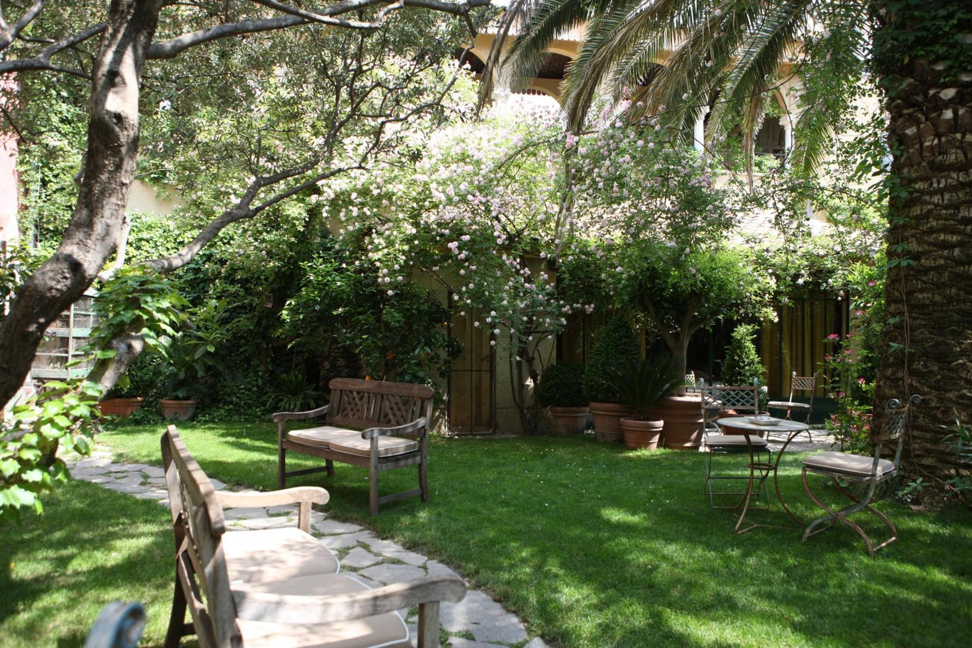 Jardins Secrets Hotell Nîmes Exteriör bild